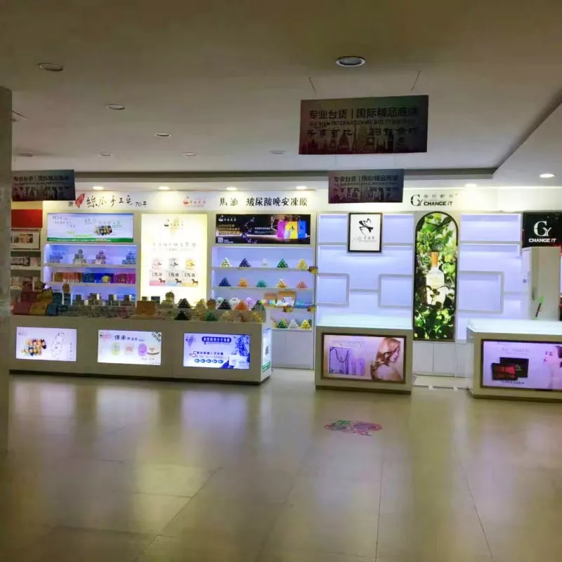 Gablota na kosmetyki